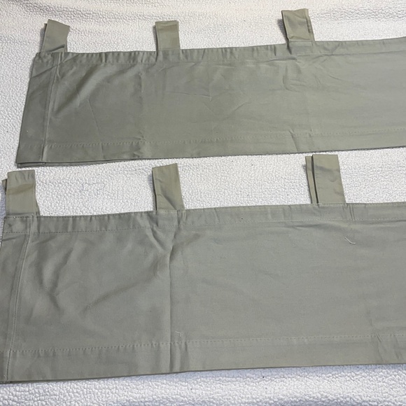 Pair of Window Curtains - Picture 2 of 4